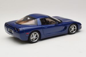 Chevrolet Corvette C5 Commemorative Edition Azul AUTOart 1:18 71157 Metal - imagen 4 de 9
