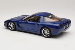 Chevrolet Corvette C5 Commemorative Edition Azul AUTOart 1:18 71157 Metal - imagen 8 de 9