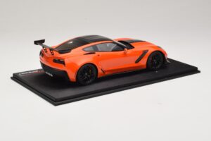 Chevrolet Corvette C7 ZR-1 High Voltage Tint TopSpeed 1:18 TS0147 Resina - imagen 2 de 6