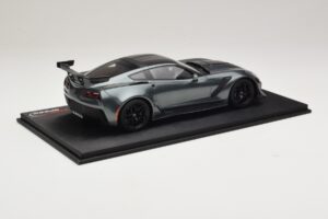 Chevrolet Corvette C7 ZR-1 Shadow Grey Metallic TopSpeed 1:18 TS0148 Resina - imagen 2 de 6