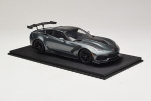 Chevrolet Corvette C7 ZR-1 Shadow Grey Metallic TopSpeed 1:18 TS0148 Resina - imagen 4 de 6