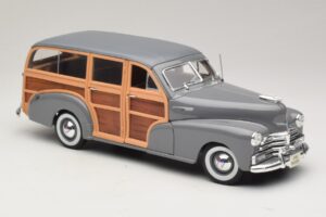 Chevrolet Fleetmaster Woody Gris Maisto 1:18 31854 Metal - imagen 6 de 8