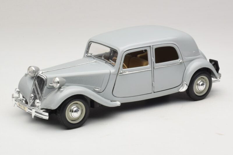 Citroen 15CV Six Gris Maisto 1:18 31837 Metal