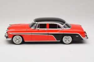 DeSoto Fireflite Sedan Rojo & Negro KK-Scale 1:18 KKDC181541 Metal - imagen 3 de 6