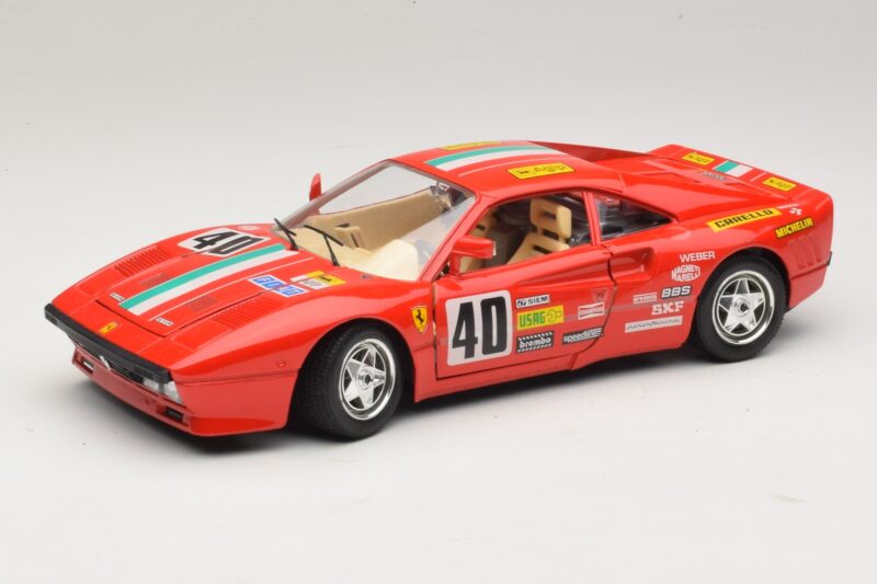 Ferrari 288 GTO #40 Rojo Bburago 1:18 3027-P4 Metal