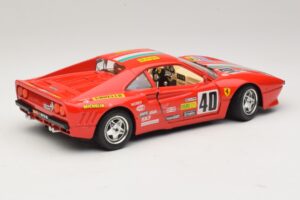 Ferrari 288 GTO #40 Rojo Bburago 1:18 3027-P4 Metal - imagen 3 de 8