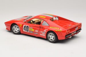 Ferrari 288 GTO #40 Rojo Bburago 1:18 3027-P4 Metal - imagen 7 de 8