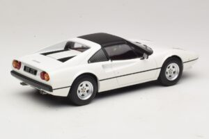 Ferrari 308 GTS Blanco MCG 1:18 MCG18664 Metal - imagen 2 de 6