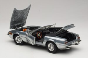 Ferrari 365 GTS Chrome Silver Hot Wheels 1:18 25738 Metal - imagen 5 de 8