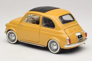 Fiat 500 Amarillo Solido 1:18 8042 Metal - imagen 7 de 8