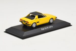 Fiat X1/9 Amarillo Maxichamps 1:43 940121660 Metal - imagen 2 de 5