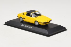 Fiat X1/9 Amarillo Maxichamps 1:43 940121660 Metal - imagen 3 de 5