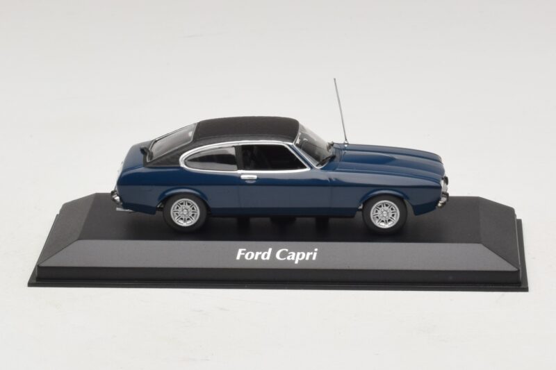 Ford Capri II Azul Oscuro Maxichamps 1:43 940081201 Metal