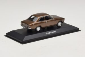 Ford Escort Mk1 Marrón Metalizado Maxichamps 1:43 940081000 Metal - imagen 2 de 5
