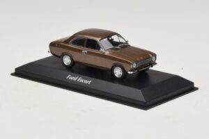 Ford Escort Mk1 Marrón Metalizado Maxichamps 1:43 940081000 Metal - imagen 3 de 5