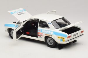 Ford Escort Mk1 RS1600 #4 R. Clark / T. Mason Winners RAC Rally 1972 Minichamps 1:18 100728104 Metal - imagen 5 de 8
