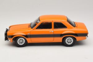 Ford Escort Mk1 RS1600 AVO Naranja Con Rayas Negras Minichamps 1:18 100688104 Metal - imagen 4 de 8