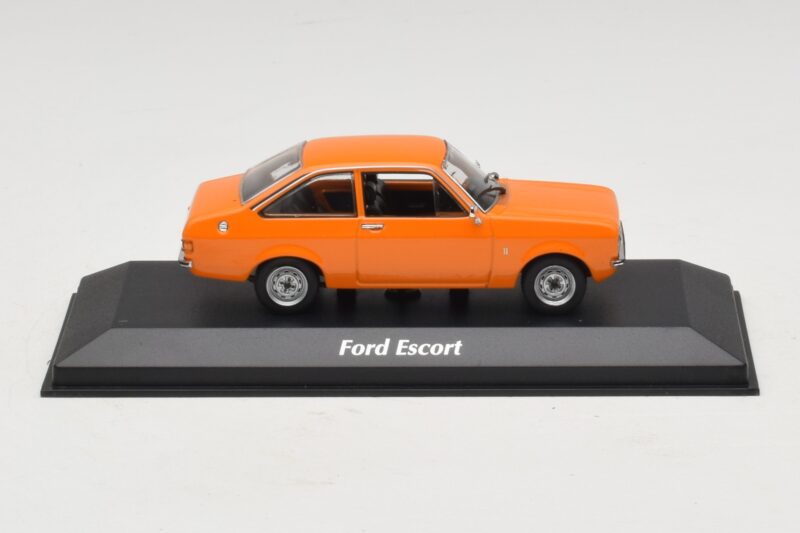 Ford Escort Mk2 Naranja Maxichamps 1:43 940084101 Metal
