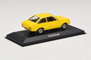 Ford Escort Mk2 Amarillo Maxichamps 1:43 940084100 Metal - imagen 2 de 5