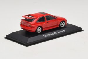 Ford Escort RS Cosworth Rojo Maxichamps 1:43 940082100 Metal - imagen 2 de 5