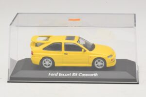 Ford Escort RS Cosworth Amarillo Maxichamps 1:43 940082101 Metal - imagen 4 de 5
