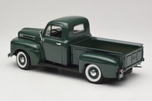 Ford F-1 Verde Road Legends 1:18 92218 Metal - imagen 7 de 8