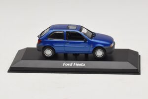 Ford Fiesta Mk4 Azul Metalizado Maxichamps 1:43 940085061 Metal