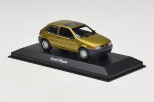Ford Fiesta Mk4 Oro Maxichamps 1:43 940085060 Metal - imagen 3 de 5