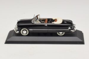 Ford FL Descapotable Negro Minichamps 1:43 400082231 Metal