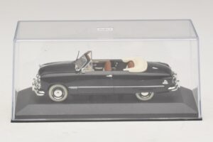 Ford FL Descapotable Negro Minichamps 1:43 400082231 Metal - imagen 4 de 5