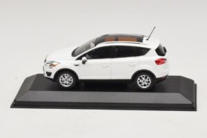Ford Kuga Mk1 Blanco Edición Concesionario Minichamps 1:43 KUGA002 Metal