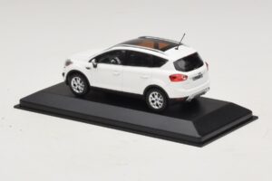 Ford Kuga Mk1 Blanco Edición Concesionario Minichamps 1:43 KUGA002 Metal - imagen 3 de 5