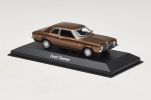 Ford Taunus TC Marrón Metalizado Maxichamps 1:43 940081300 Metal - imagen 3 de 5