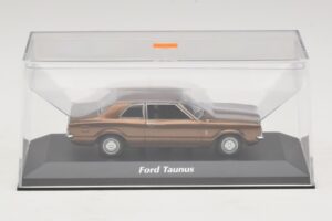 Ford Taunus TC Marrón Metalizado Maxichamps 1:43 940081300 Metal - imagen 4 de 5