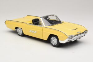 Ford Thunderbird Descapotable Amarillo Anson 1:18 30334-P1 Metal - imagen 6 de 8