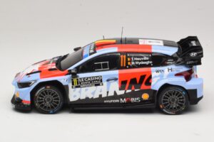 Hyundai i20 N Rally1 #11 T. Neuville / M. Wydaeghe Rally Monte Carlo 2026 IXO 1:18 18RMC270B Metal - imagen 3 de 6