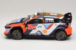 Hyundai i20 N Rally1 #8 O. Tanak / M. Jarveoja Rally Portugal 2025 IXO 1:18 18RMC251A Metal - imagen 3 de 6