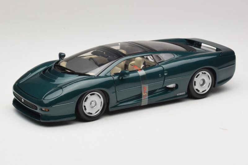 Jaguar XJ220 Verde Metalizado Maisto 1:18 31807 Metal
