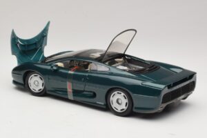 Jaguar XJ220 Verde Metalizado Maisto 1:18 31807 Metal - imagen 5 de 8