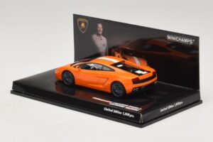 Lamborghini Gallardo LP550-2 Valentino Balboni Minichamps 1:43 436103802 Metal - imagen 3 de 5