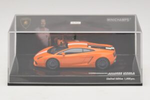 Lamborghini Gallardo LP550-2 Valentino Balboni Minichamps 1:43 436103802 Metal - imagen 4 de 5
