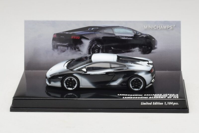 Lamborghini Gallardo LP560-4 Academy of Ice Negro Minichamps 1:43 436103800 Metal