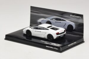 Lamborghini Gallardo LP560-4 Academy Blanco Minichamps 1:43 436103801 Metal - imagen 3 de 5
