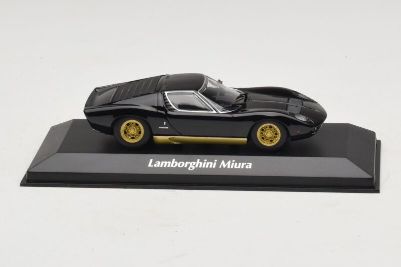 Lamborghini Miura P400 Negro Maxichamps 1:43 940103000 Metal