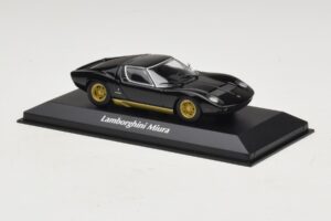 Lamborghini Miura P400 Negro Maxichamps 1:43 940103000 Metal - imagen 3 de 5