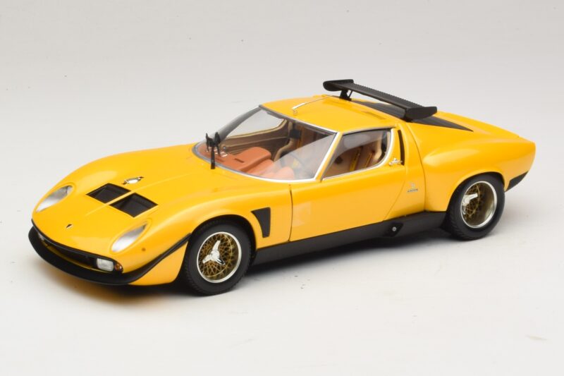 Lamborghini Miura SVR Amarillo & Negro Kyosho 1:18 08319GY Metal