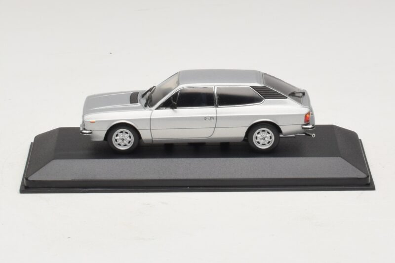 Lancia Beta HPE Plata Minichamps 1:43 400125711 Metal