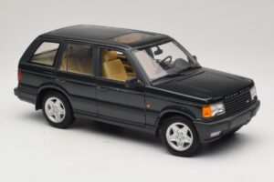 Land Rover Range Rover P38A 4.6 HSE Verde Metalizado AUTOart 1:18 70010 Metal - imagen 6 de 8