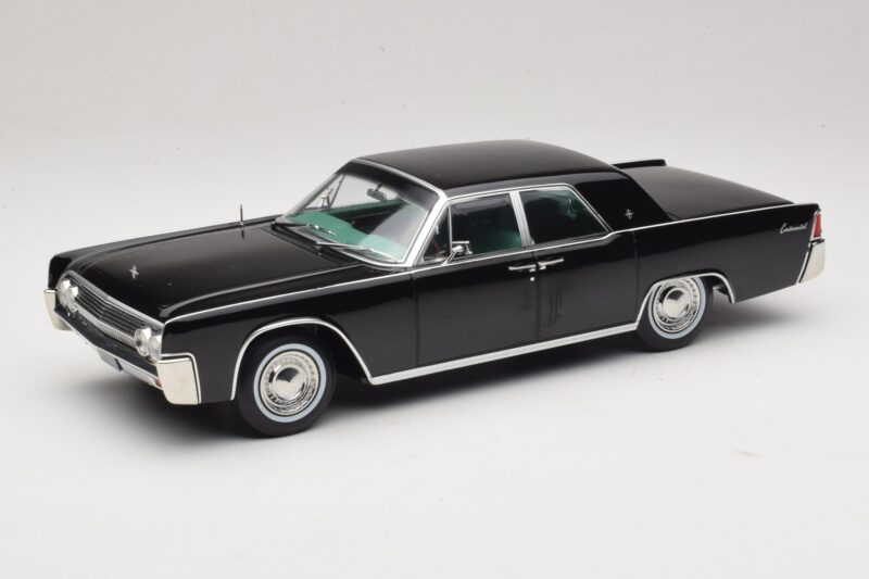 Lincoln Continental Negro KK-Scale 1:18 KKDC181483 Metal