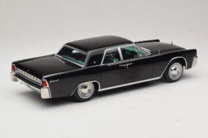 Lincoln Continental Negro KK-Scale 1:18 KKDC181483 Metal - imagen 2 de 6
